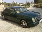 سيارة Mercedes-Benz, E200