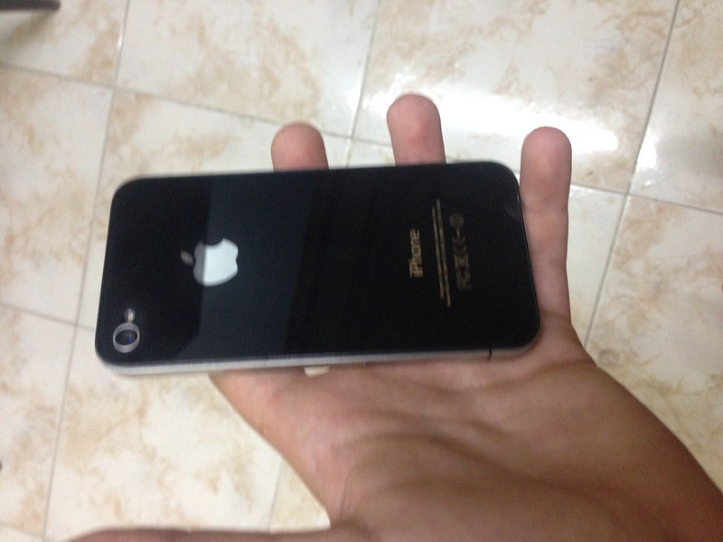 I Phone 4 مستعمل استعمال بسيط للبيع, الضفة » نابلس