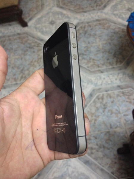 iphone 4s جديد  16 جيجا في نابلس ورام الله, الضفة » نابلس