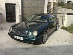 Mercedes-Benz, E200